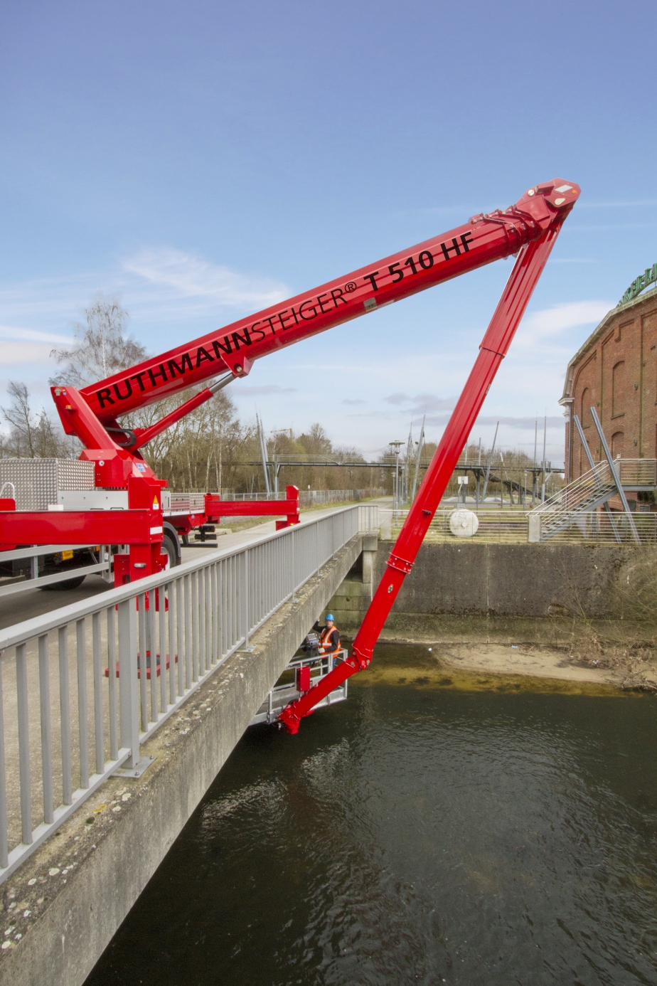 T_510_HF_LKW-Arbeitsbühne