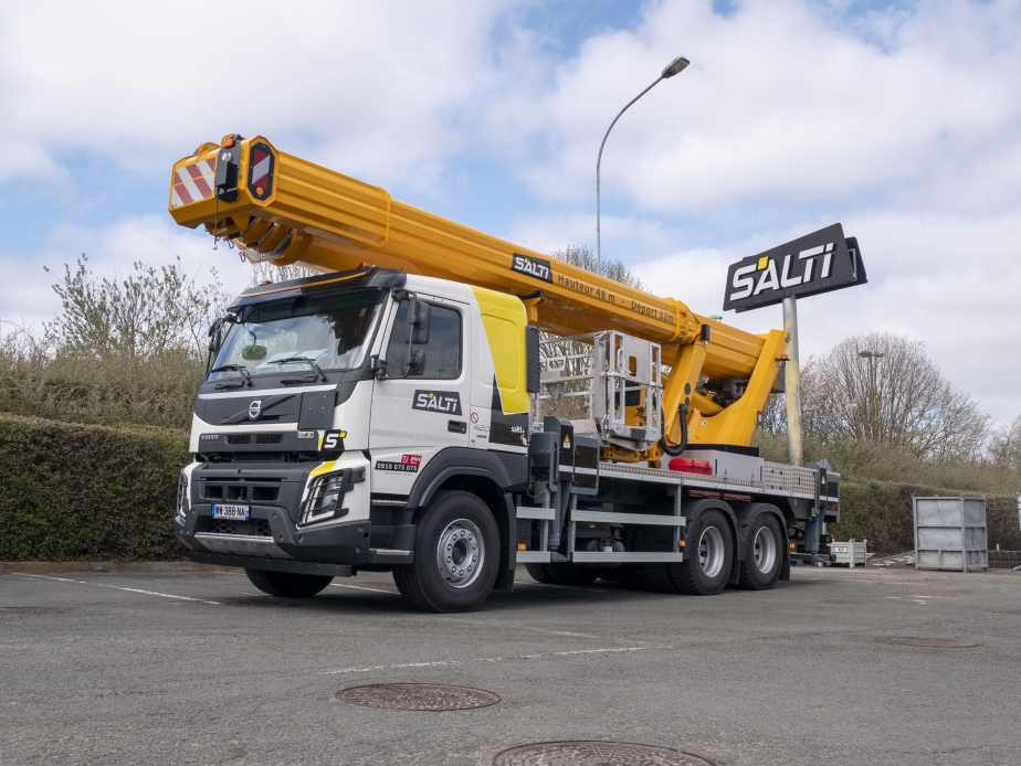 RUTHMANN STEIGER® T 480 für das Familienunternehmen Salti