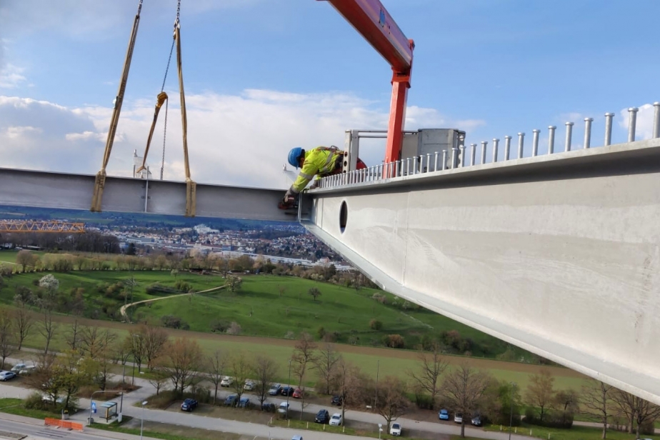 RUTHMANN STEIGER® beim Bau eines Heliports