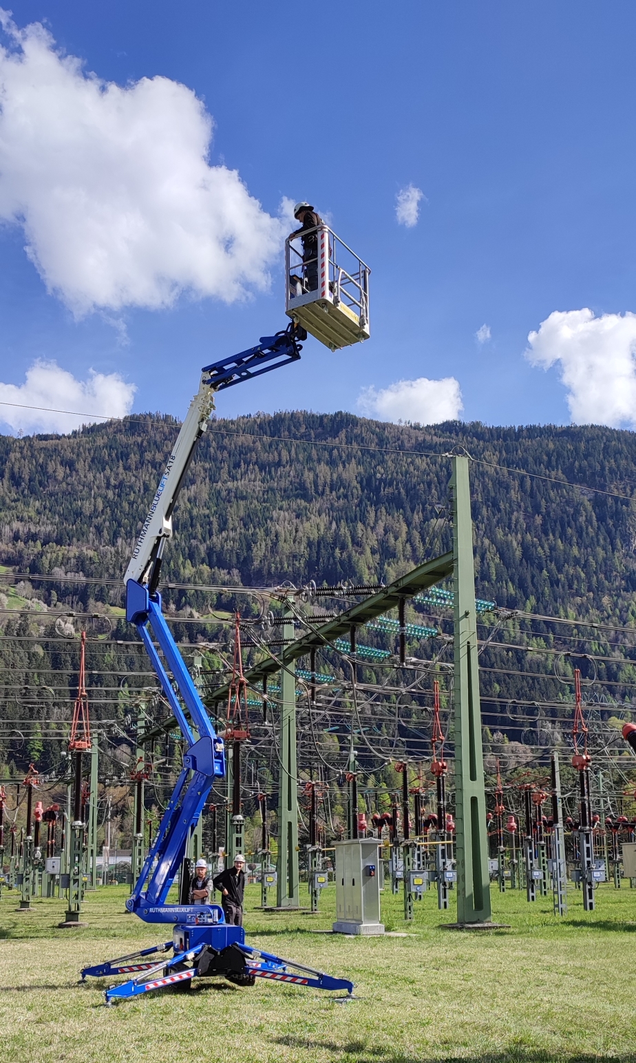 Arbeiten direkt im Umspannwerk