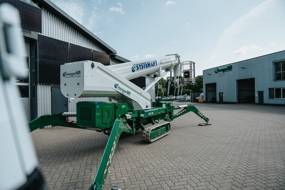 RUTHMANN BLUELIFT ST 31 Raupenarbeitsbühne meyerlift