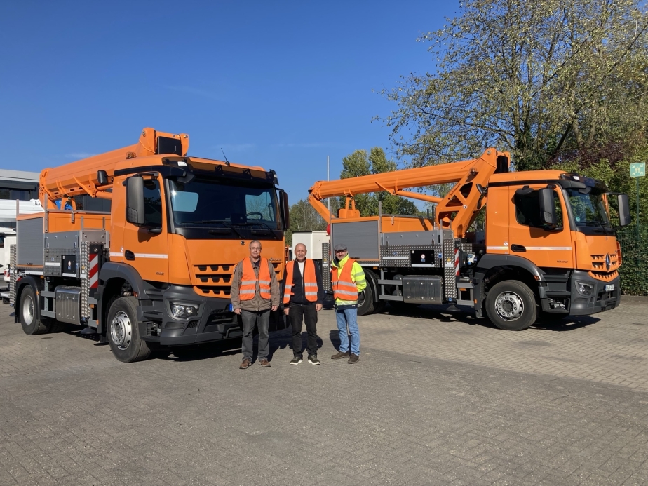 Übergabe NHF Heilbronn T 230 HV 12 und T300 HV 12 